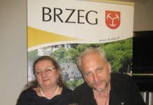 Krople ze źródła wypływają w Brzegu